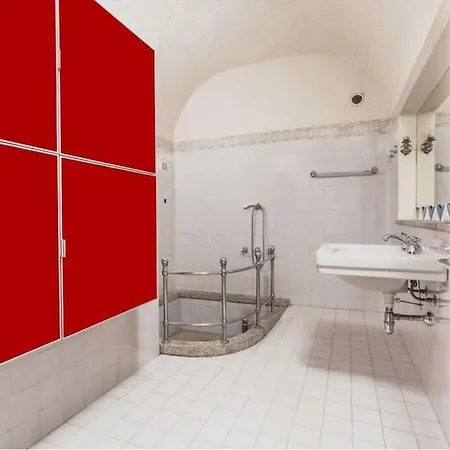 Villa Livia - *